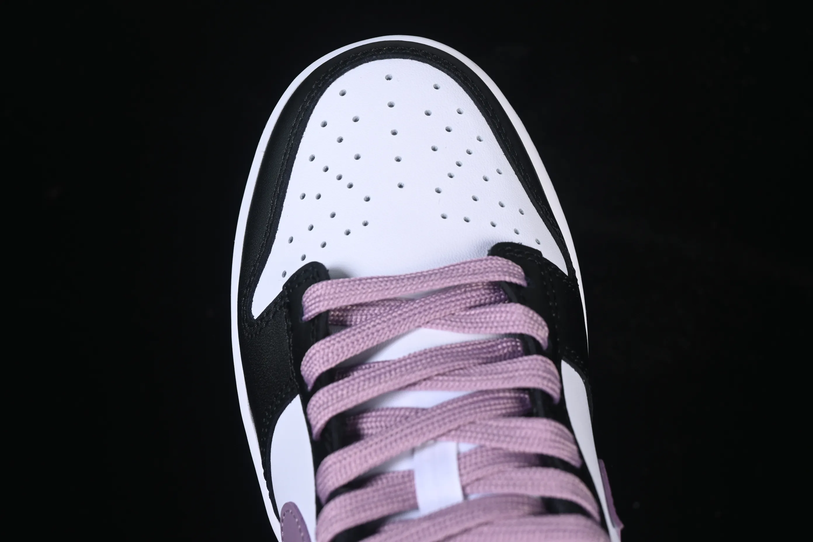 All categories Nk SB Dunk series Nk SB Dunk Low low-top sneakers Nike SB Dunk Low black and white purple hook low-top casual sneakers DD1391-100